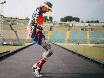 Morandi e Muccino all'esordio del tour di Jovanotti Morandi e Muccino all'esordio del tour di Jovanotti